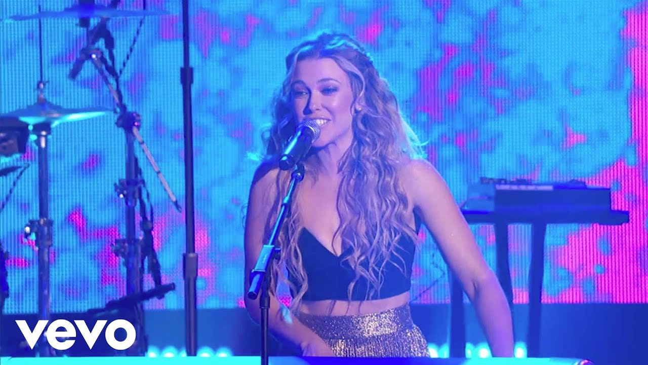 Rachel Platten - Fight Song (Live at New Year