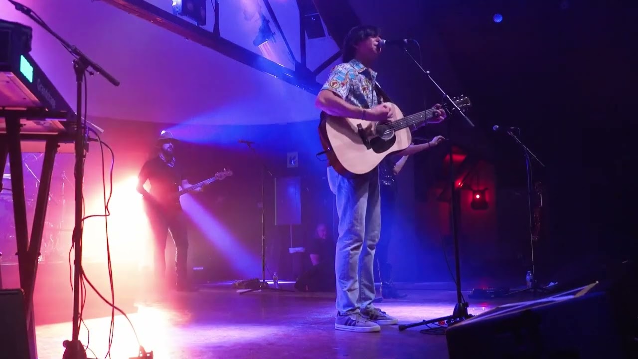 Wyatt Flores - Milwaukee (Live from Cain