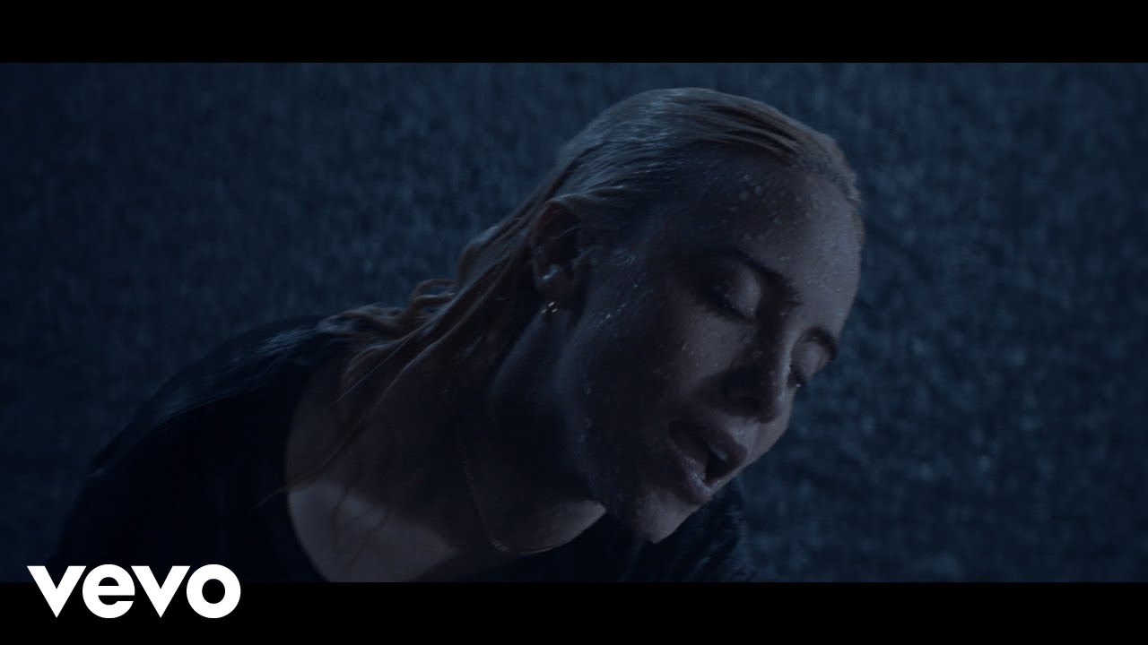 Billie Eilish - Happier Than Ever (Official Music Video)