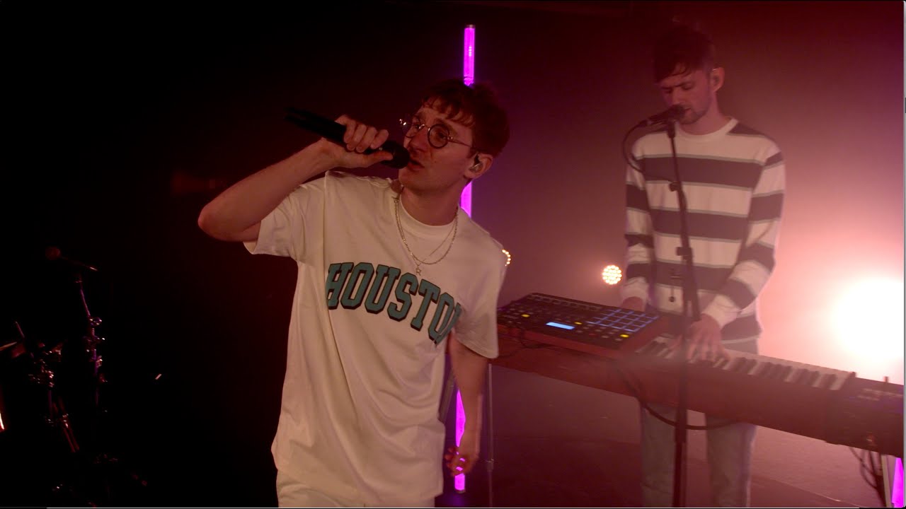 Glass Animals - Heat Waves (Live on Soccer AM)