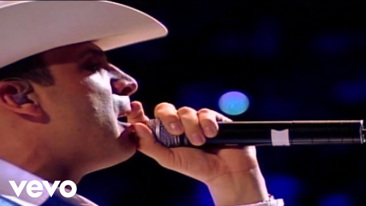 Valentín Elizalde - Vete Ya (En Vivo)