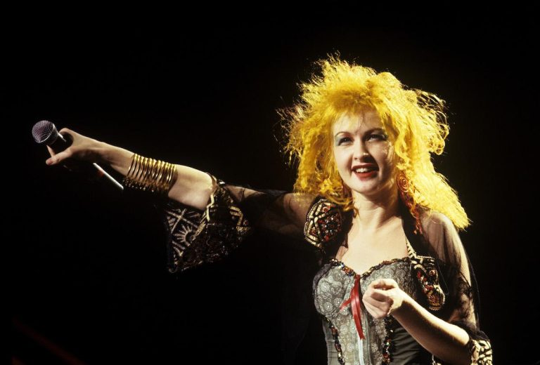 45 Iconic Female Singers from the 80s - GigWise