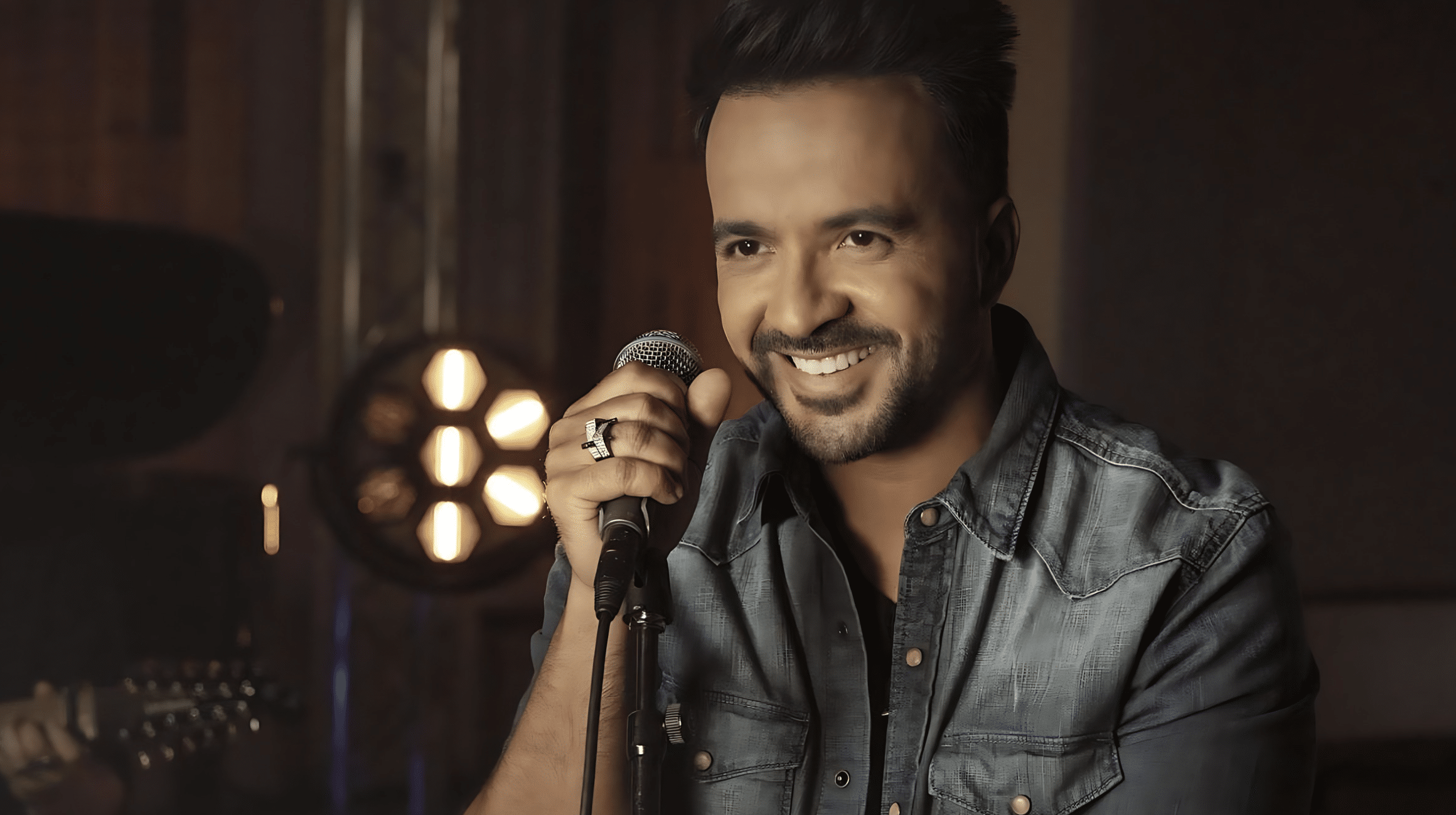 Luis_Fonsi