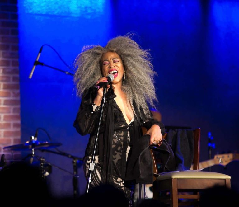 Top 30 R&B Female Singers of the 80s - GigWise