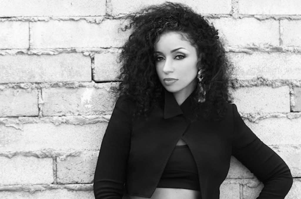 Mýa