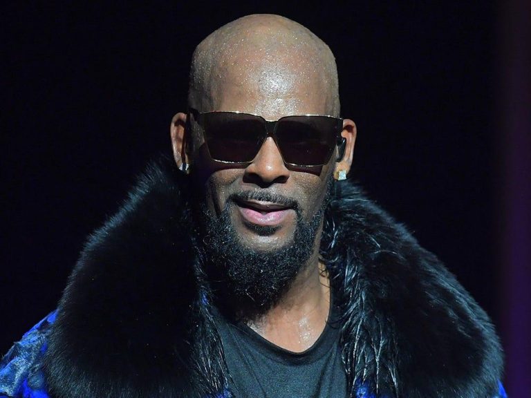 30 Most Captivating Male R&B Singers of the 1990s - GigWise