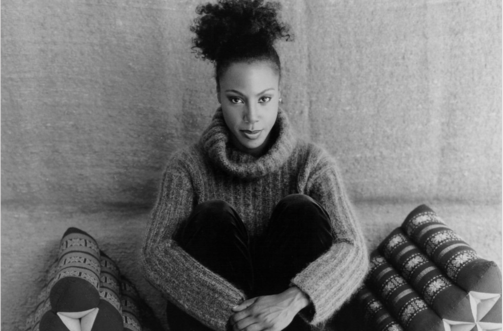 35+ Iconic Female R&B Singers of The 90s - GigWise