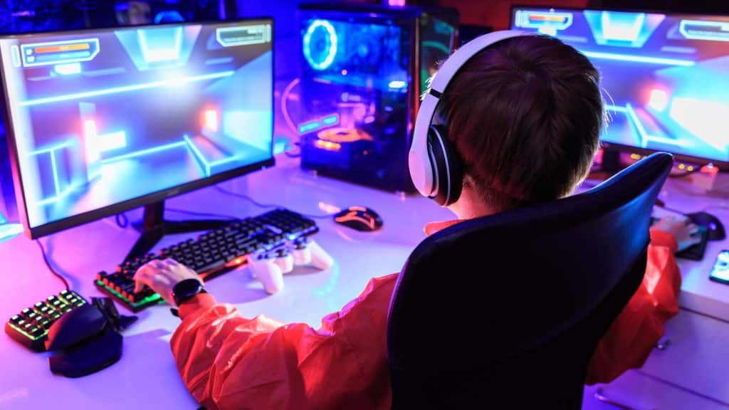 Rising Stars: Unknown Gamers Who Could Dominate the Esports Scene in 2025
