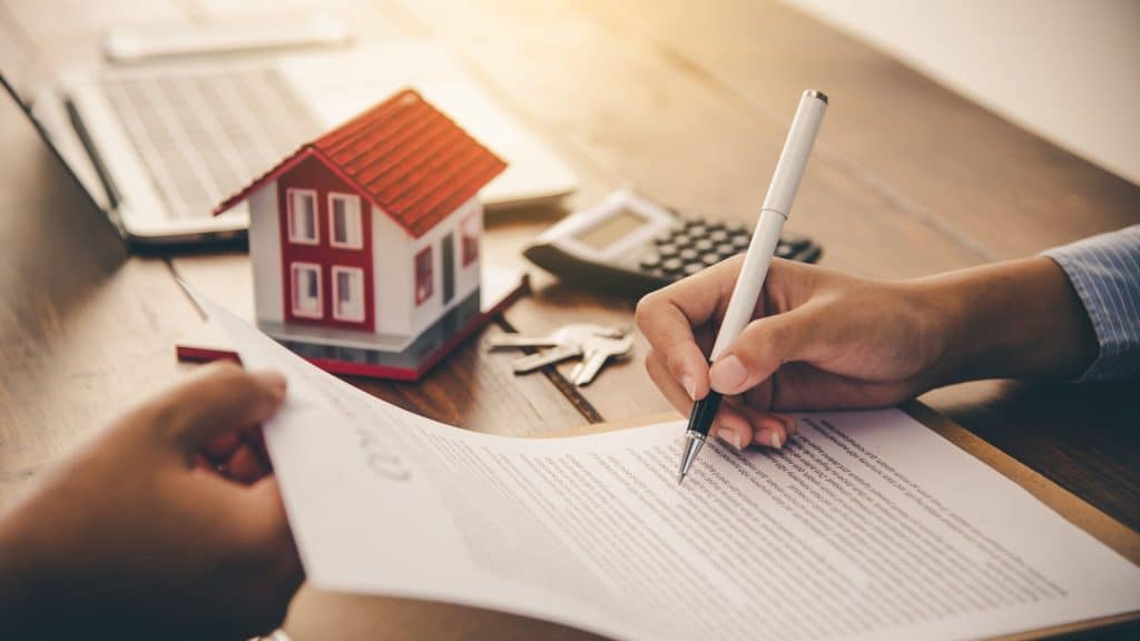 How Investors Value a Mortgage Note