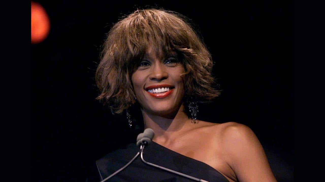 Whitney_Houston