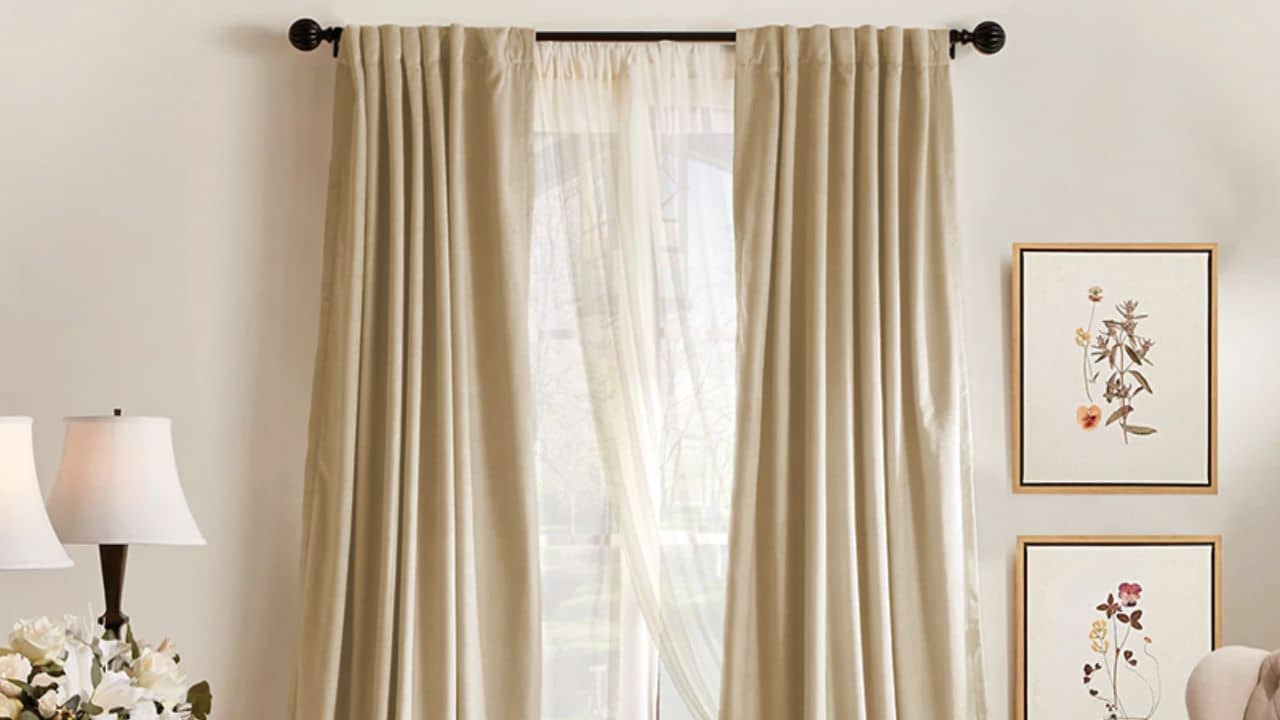 C:\Users\Dell\Desktop\The hues 1000 words\Pictures\1304-1.1-Why The Hues Thermal Curtain Is a Must Have for Summer 2025.jpg