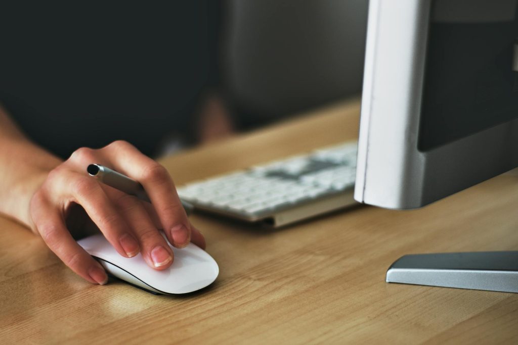 Making Tech Work for You: Passive Income in the Digital Age