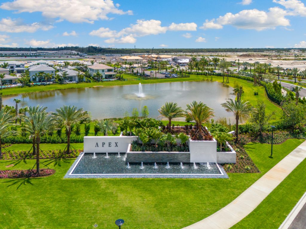 GL Homes, Apex community aerial shot. A community built and lead by Itzhak Ezratti.