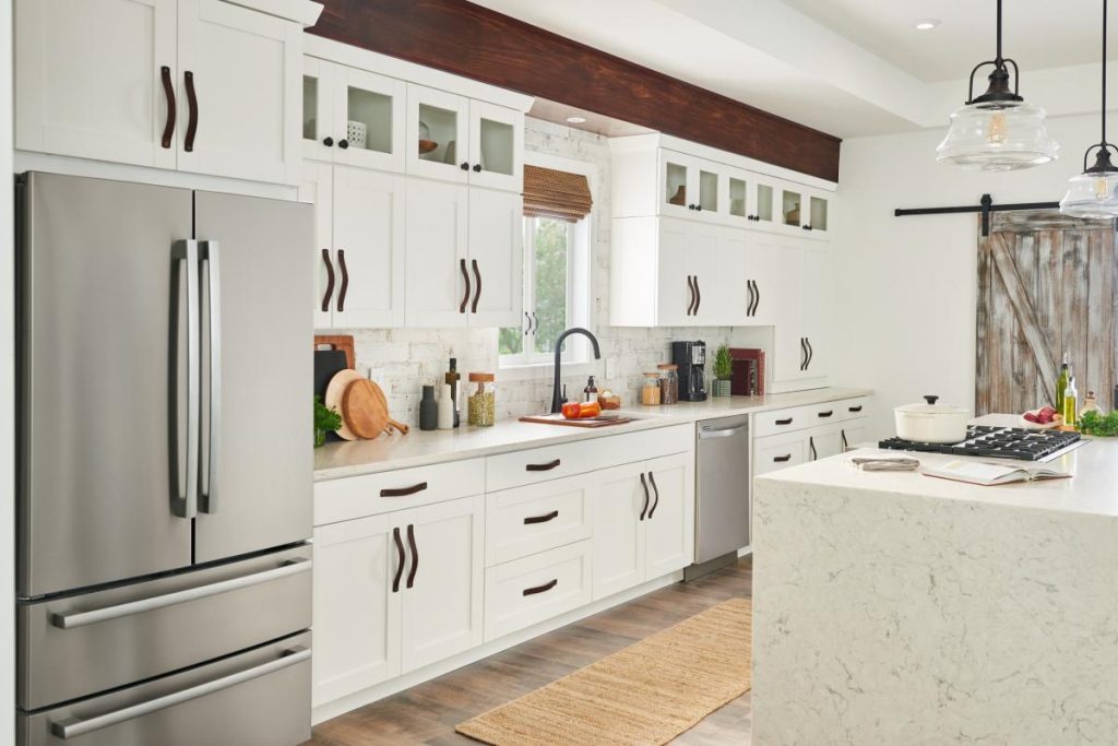 Should You Make Cabinetry at Ceiling Height?