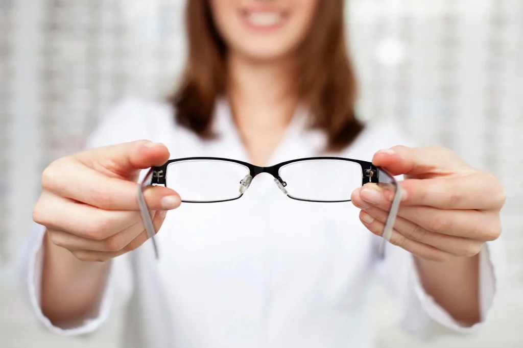 Your Vision Deserves the Best - Discover Personalized Eye Care in Naples