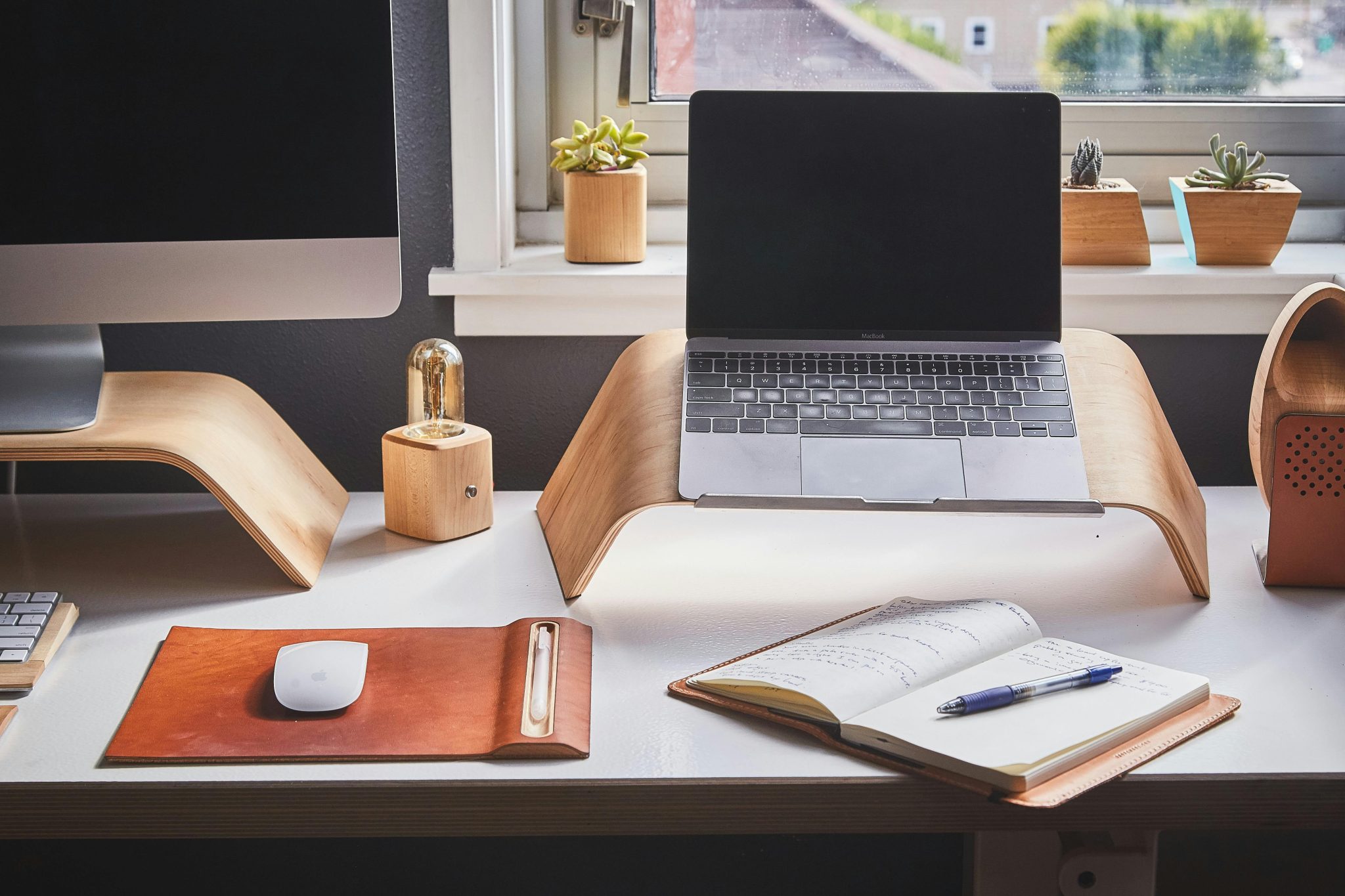 How Smart Tech Can Transform Your Home Office Into A Place You Actually ...