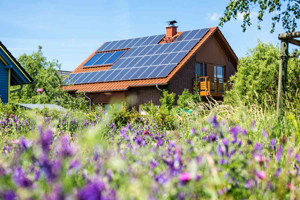 How Solar Energy is Shaping Sustainable Homes for Families