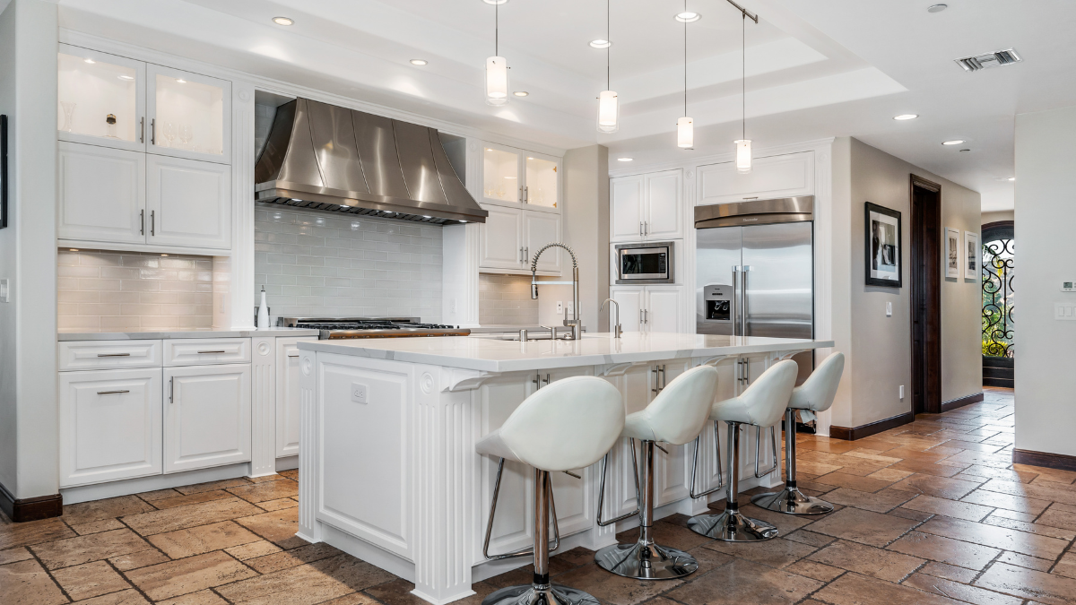 How Much Do Custom Kitchen Cabinets Cost - And Are They Worth It?