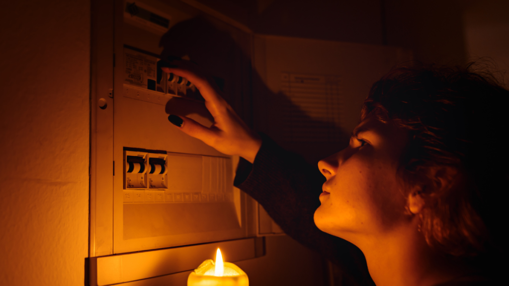 Outage Playbook: 5 Things You Can’t Lose in a Blackout