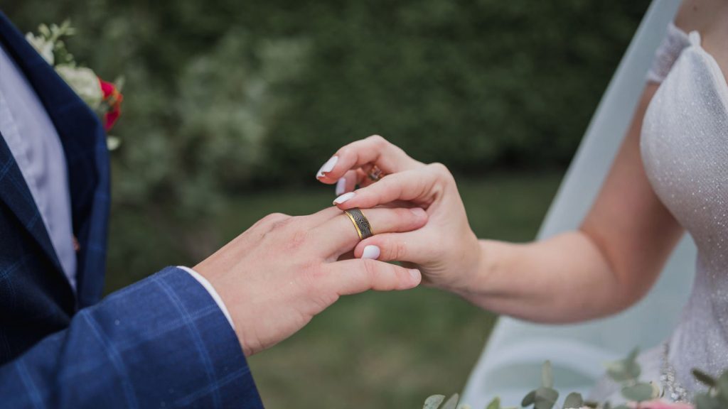 From Classic Gold to Modern Metals: A Groom’s Guide to Wedding Rings