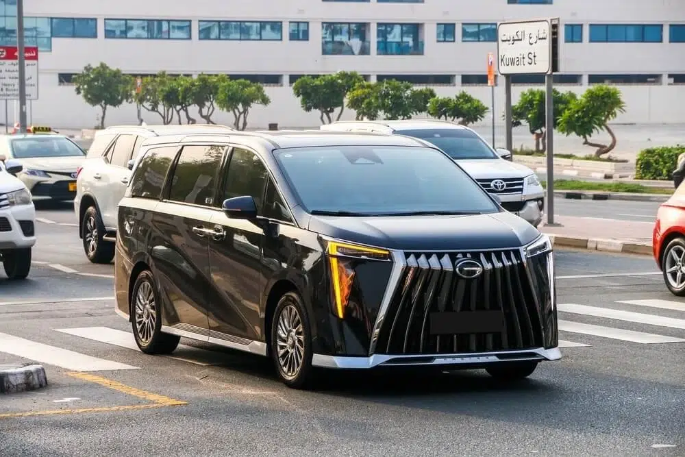 Hitting the Road: Monthly Car Rentals for Tours