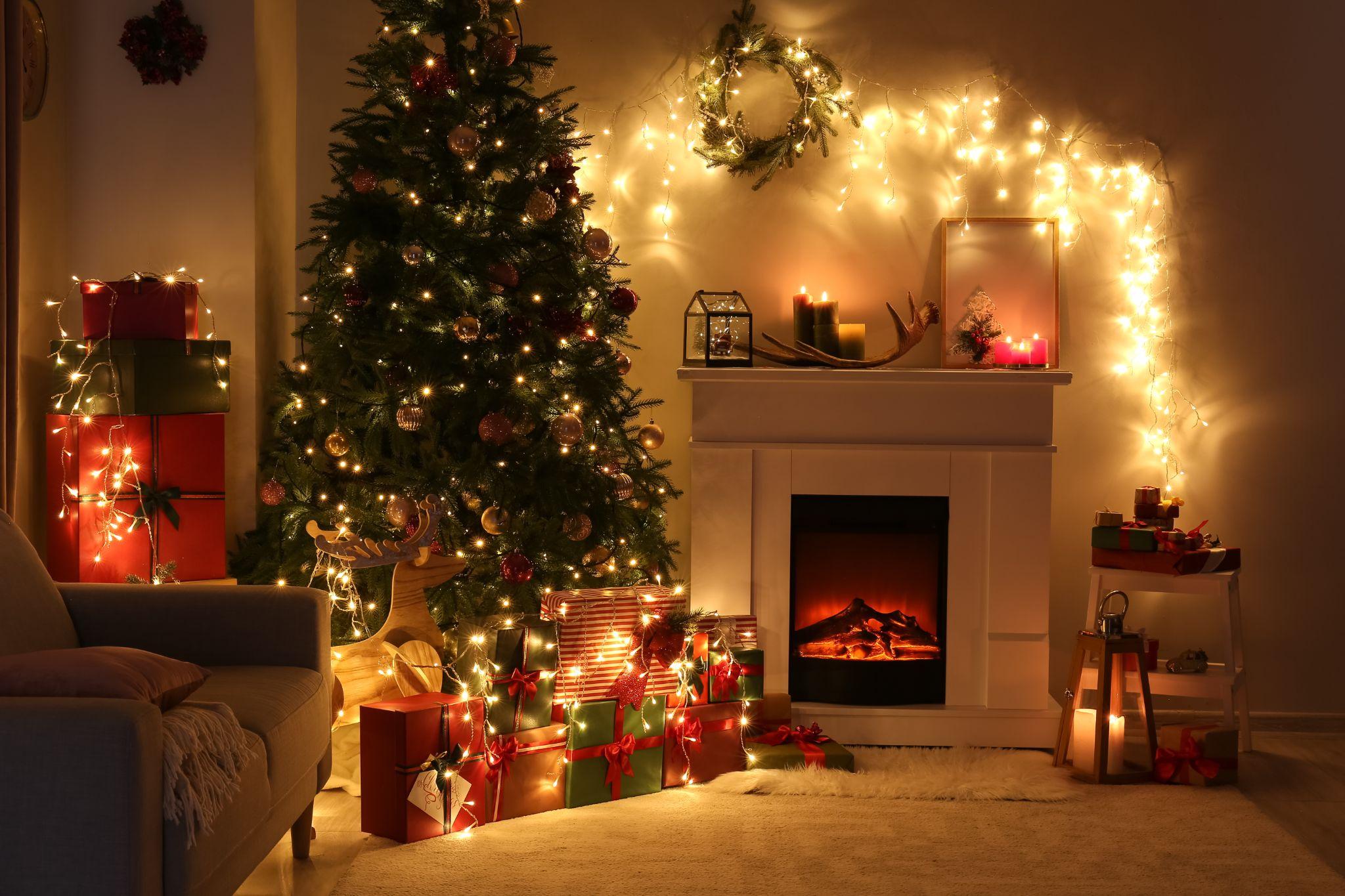 5 Ways to Make Your Living Room Feel Festive and Cozy This Holiday Season