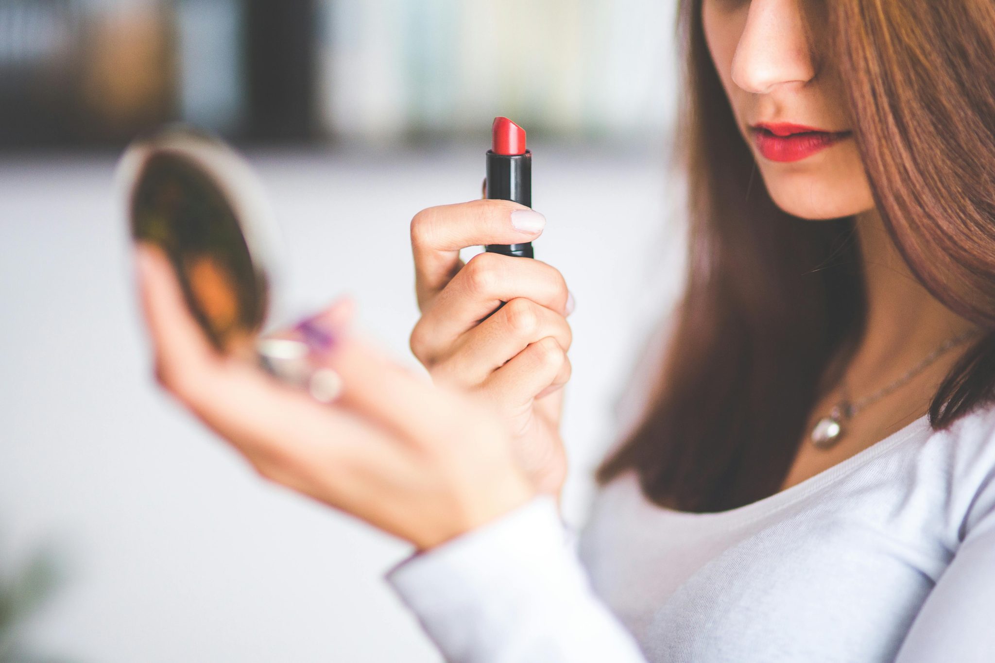 Fun Beauty Hacks for That Give a Confidence Boost - GigWise