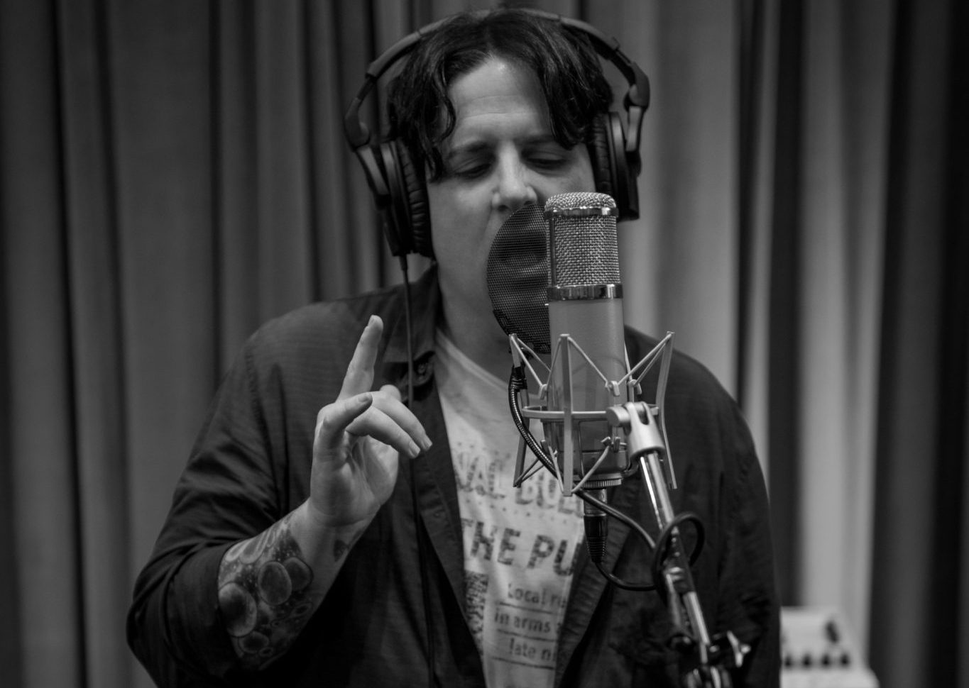 Singing the Thin Line between Rock and Politics: Rourke’s “I Can’t ...