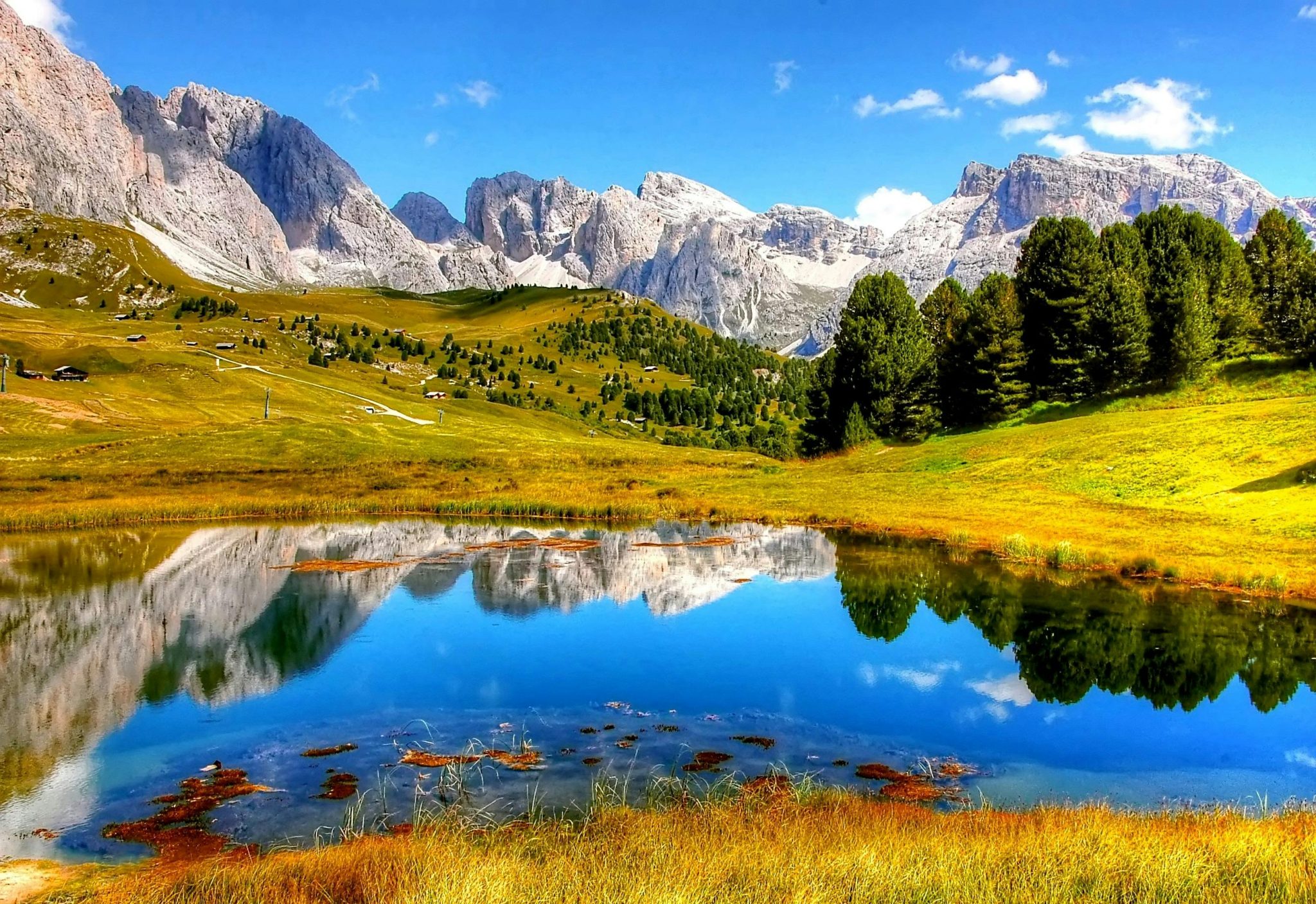 Hiking the Dolomites: A Complete Guide to Italy’s Most Dramatic ...