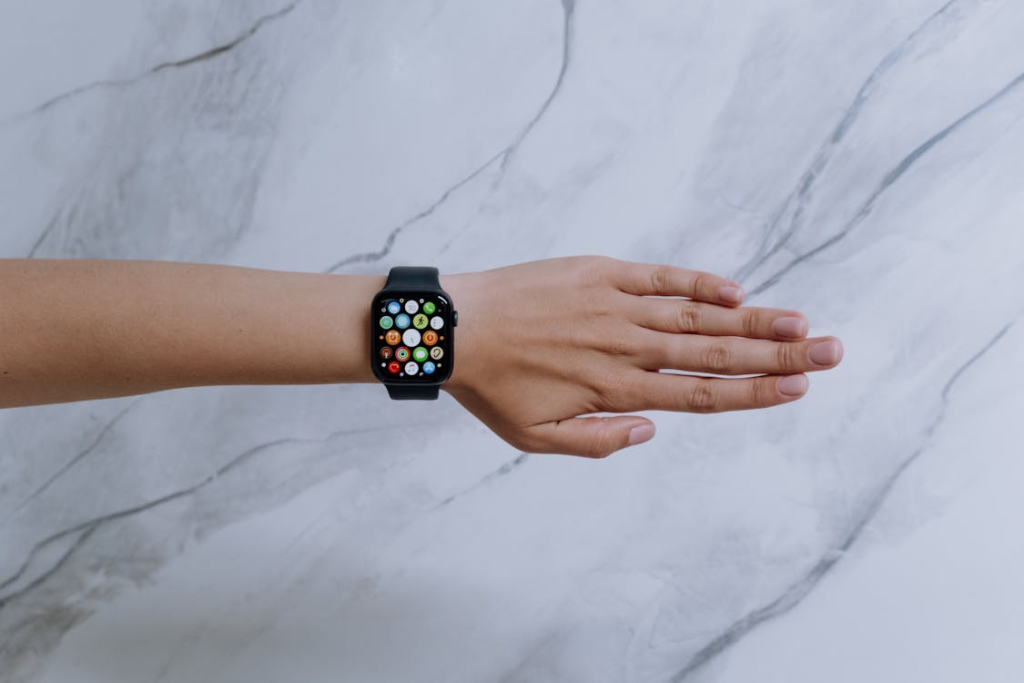 The 7 Best Apple Watch Band Brands for Active Women in 2026