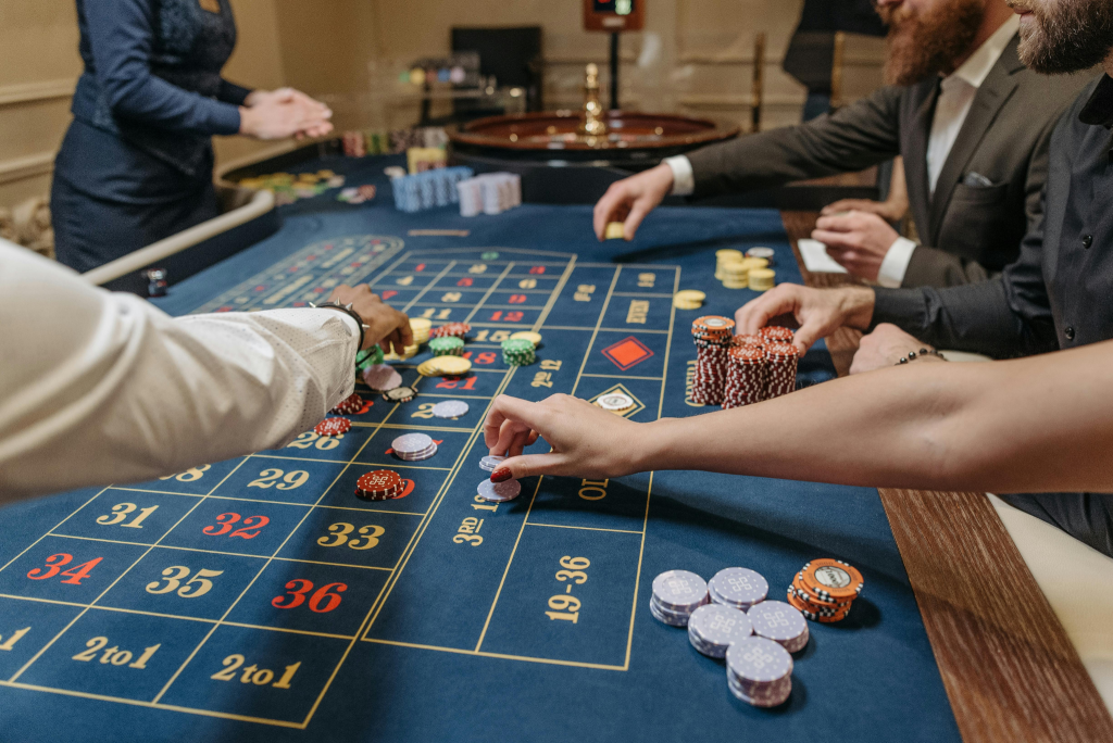 6 Tips for Planning a Successful Casino Night