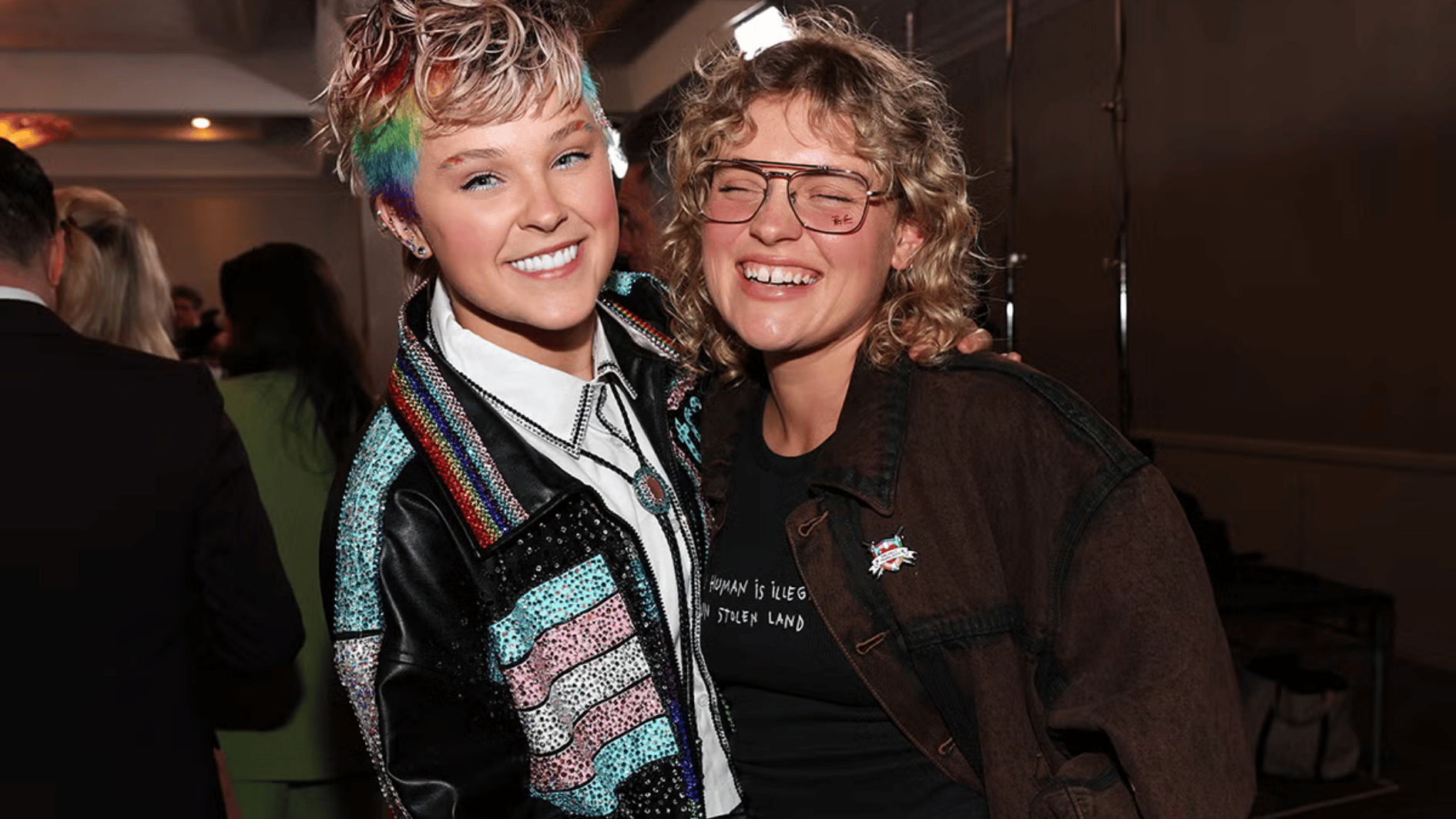 a-timeline-of-jojo-siwa-and-kath-ebbs-relationship