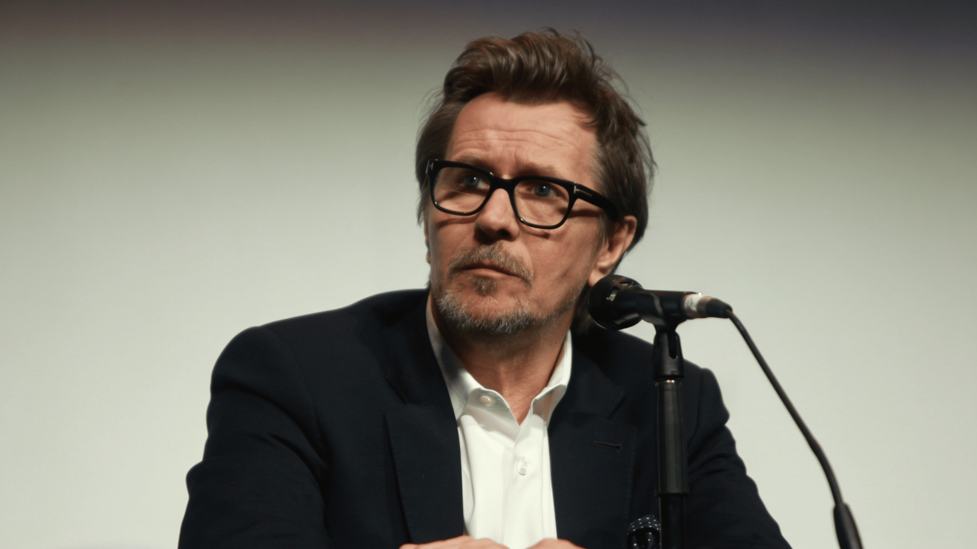 actor gary oldman portrait