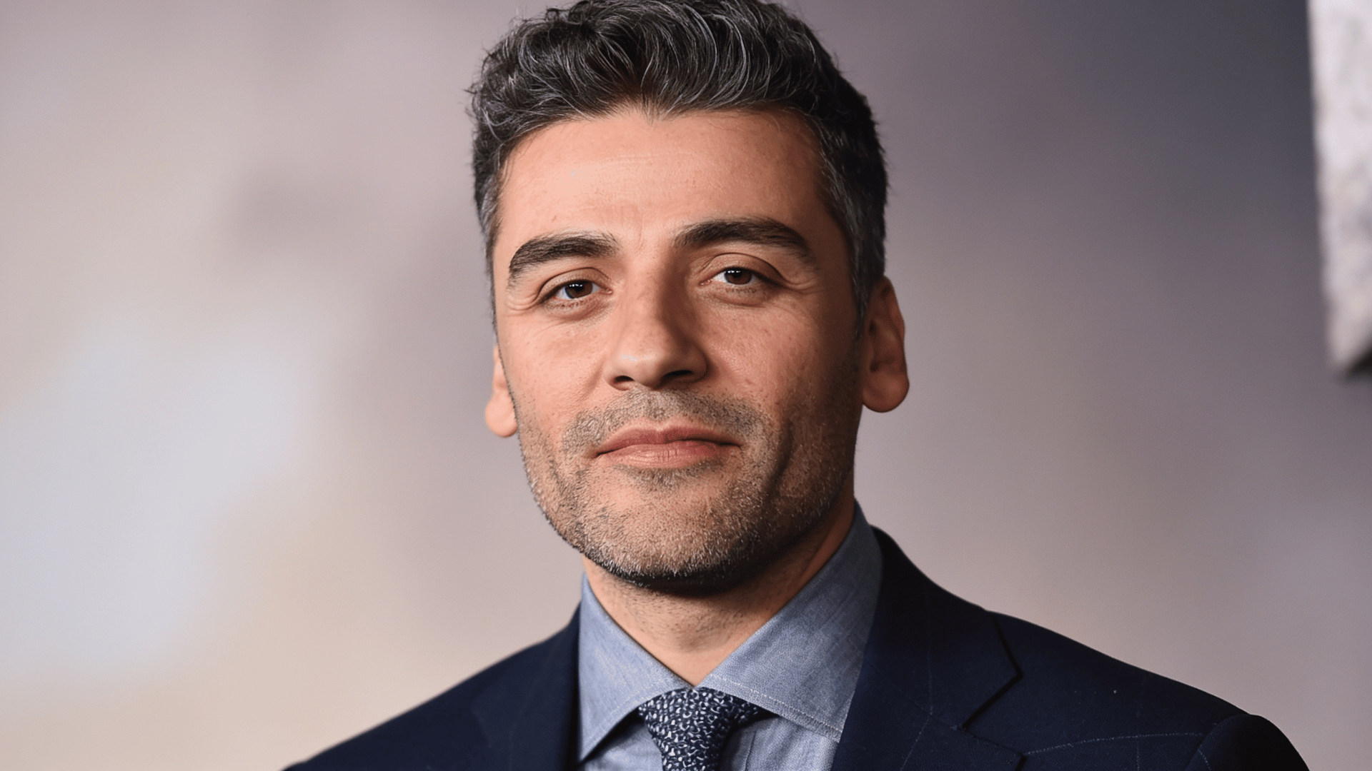 actor oscar isaac portrait