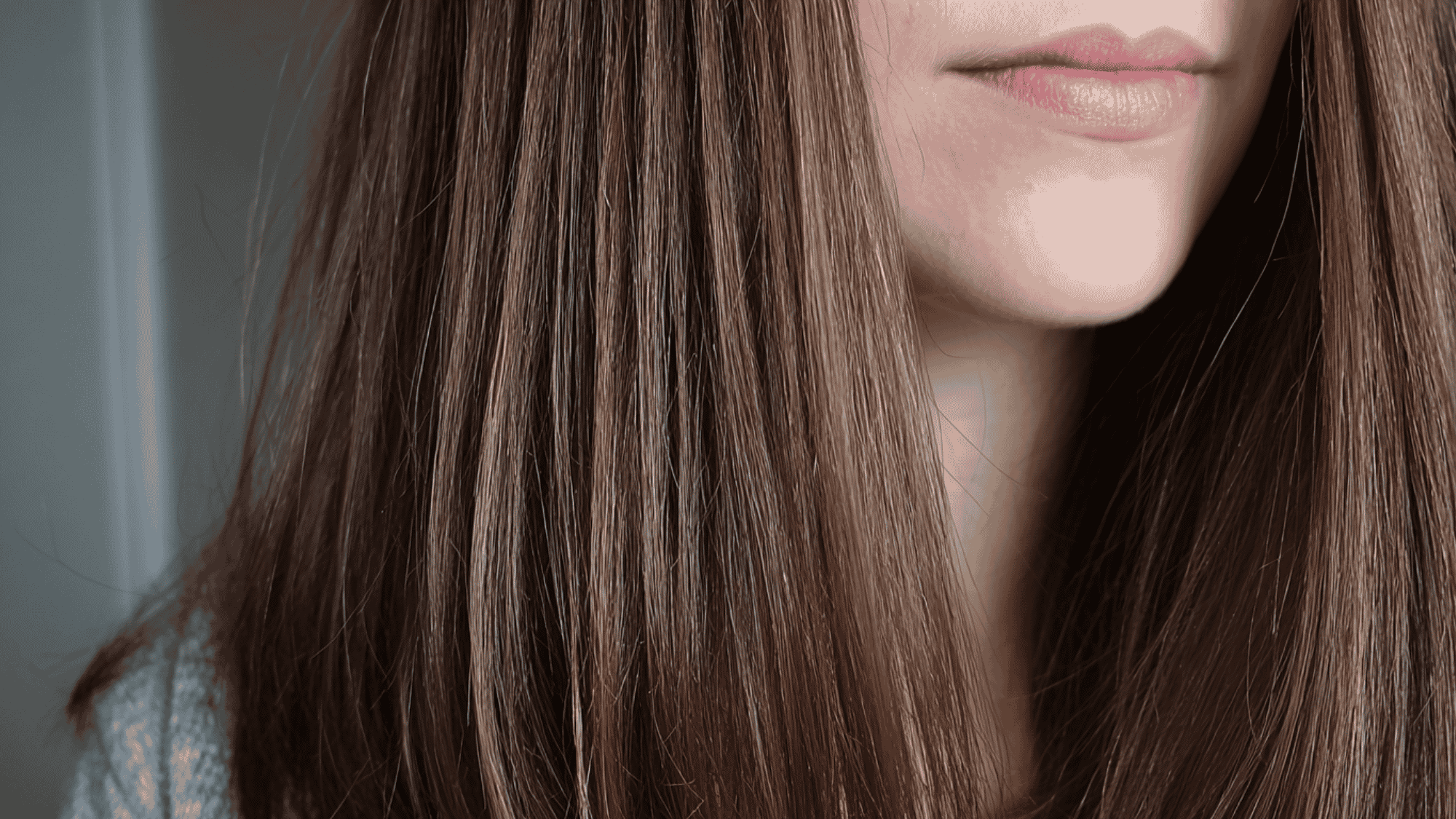Straight hair with split ends