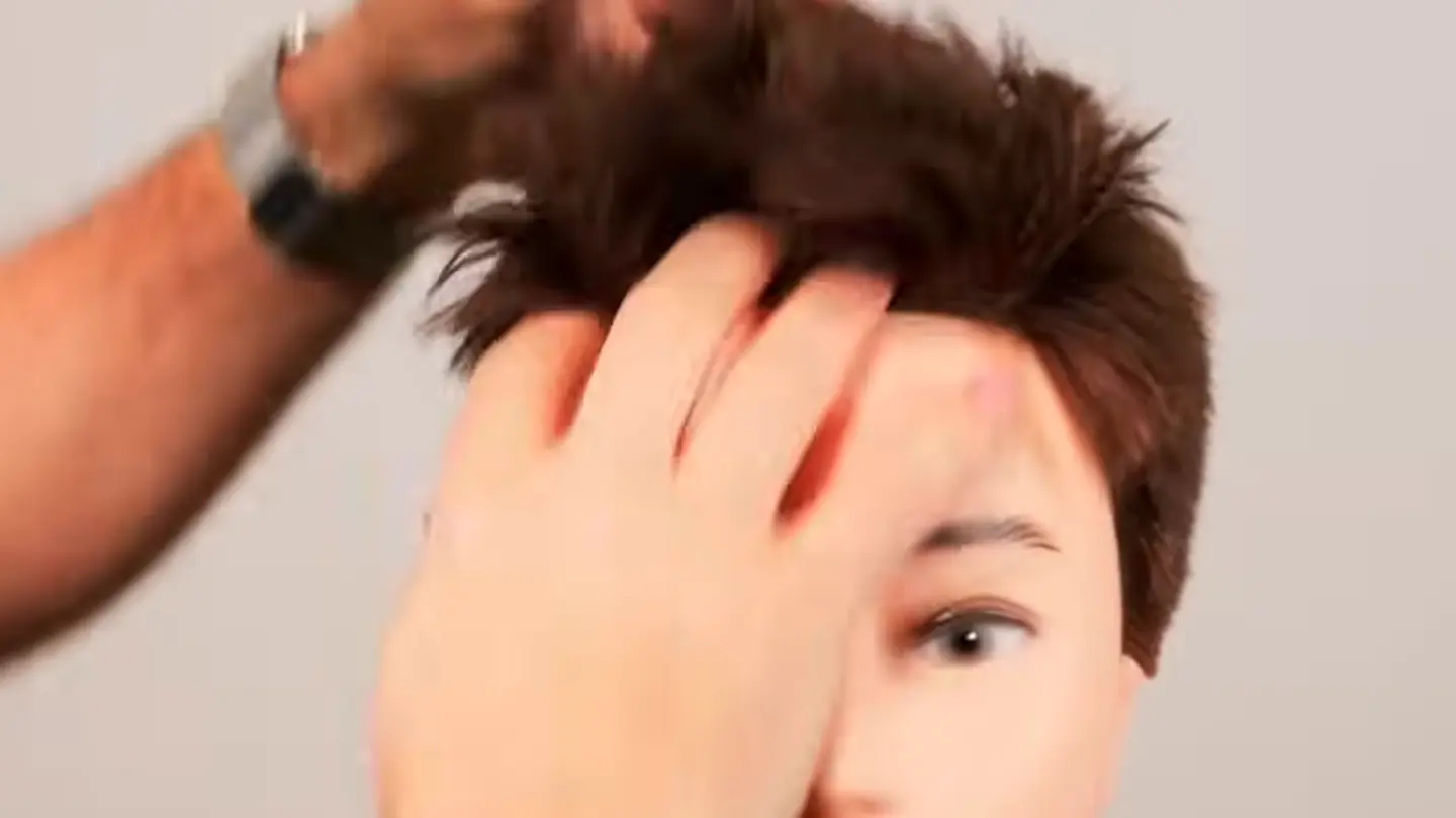 shaping hair with fingers