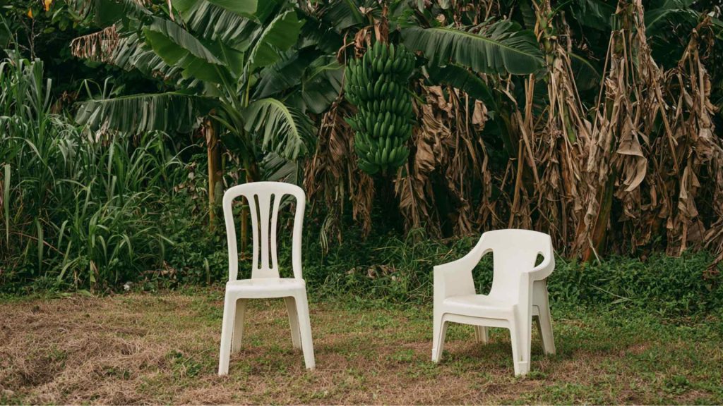 Bad Bunny's cover and promoting Debí Tirar Más Fotos, representing the emotional theme and Puerto Rican influences behind DtMF