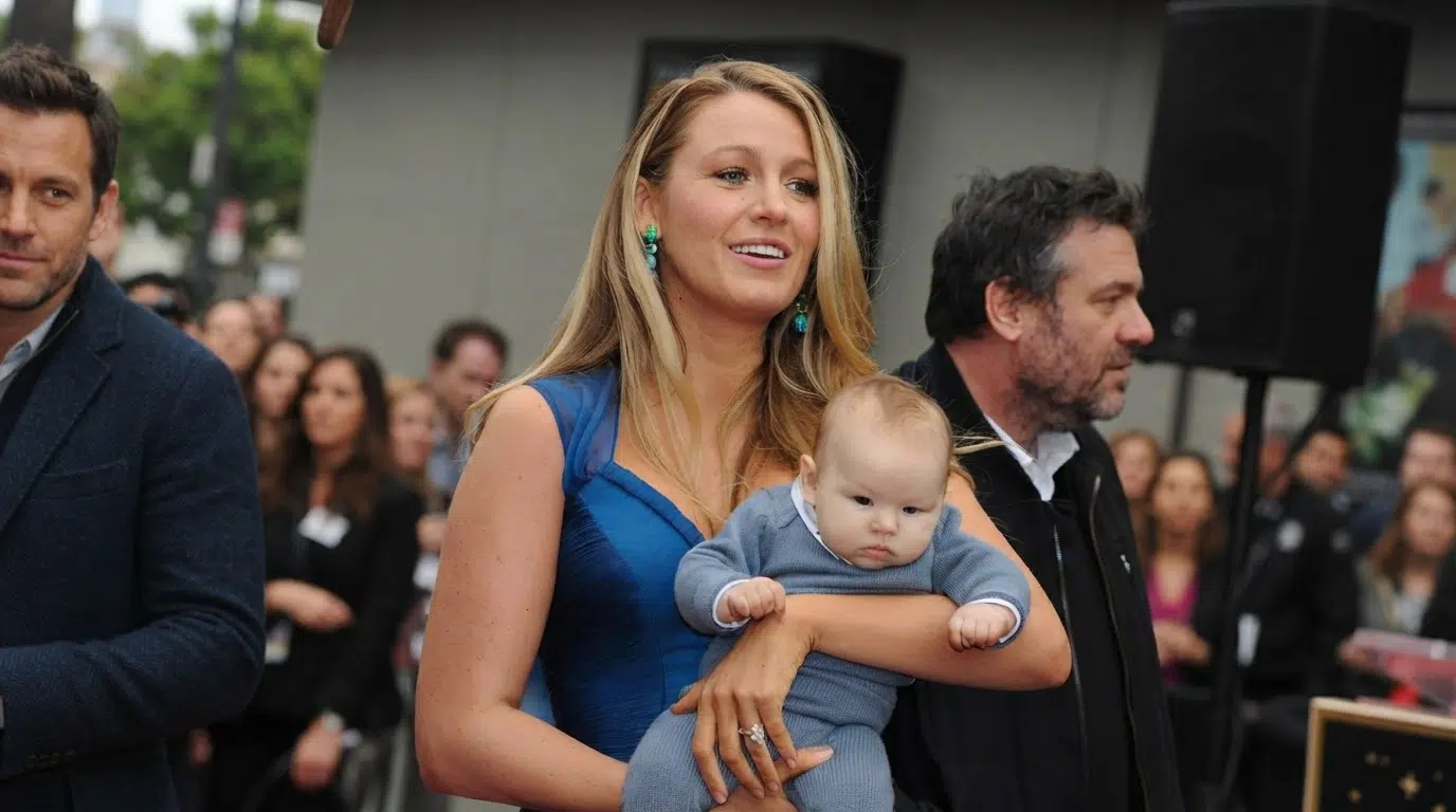 blake lively holds inez reynolds at ryan reynolds hollywood walk of fame ceremony